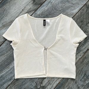 🦋 H&M top Size Small